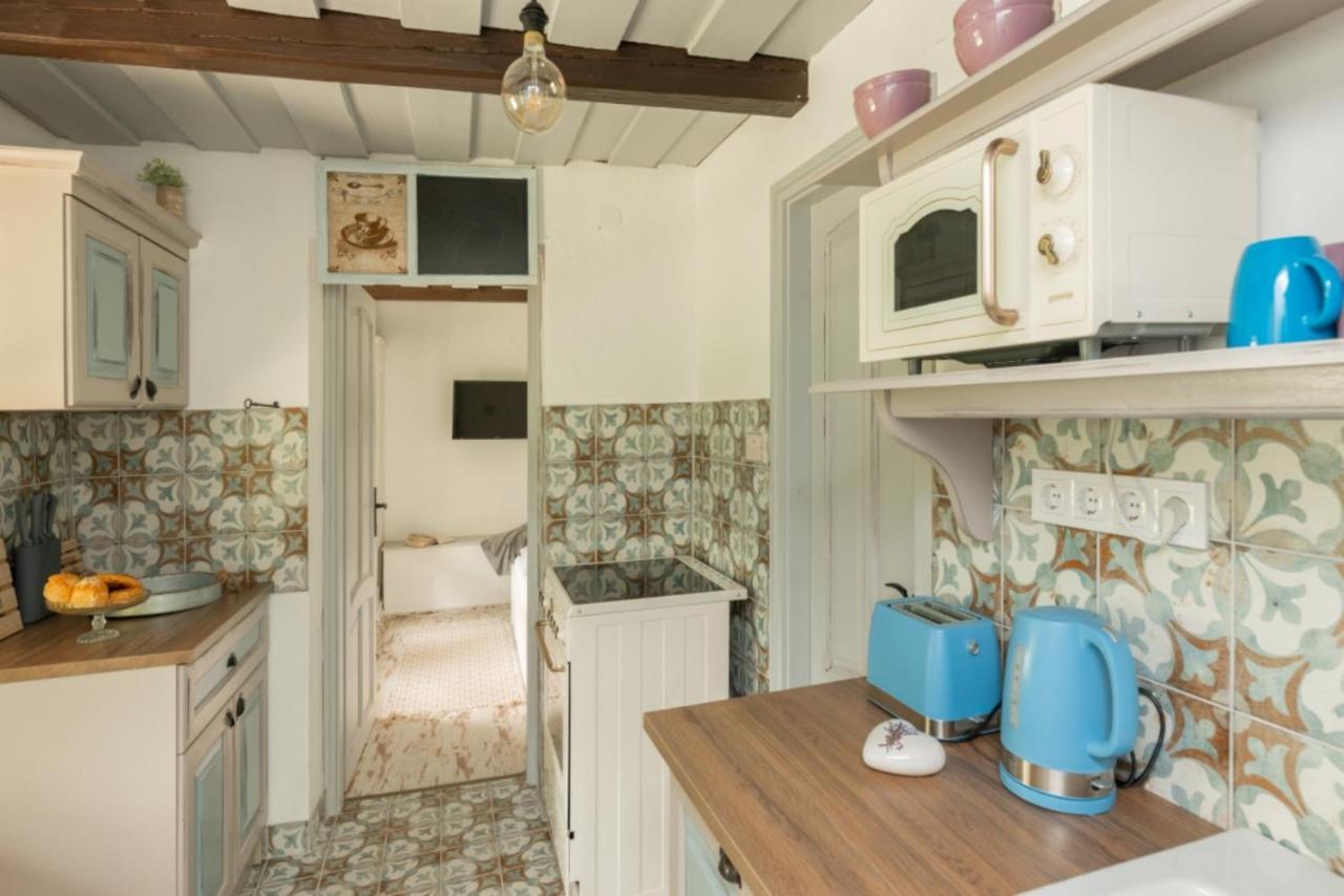 Lovely Cottage Home Velence Kültér fotó
